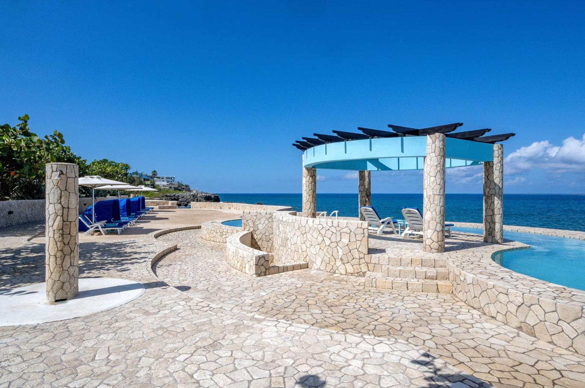 Ocean Cliff Hotel Negril Limited - Adults Only Extérieur photo